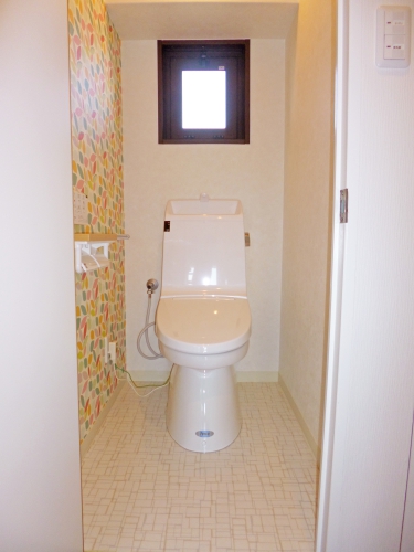 toilet005_01-after.jpg